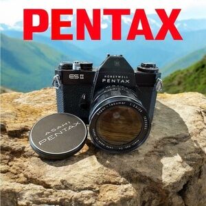 Pentax Black Camera - just the lense and camera case